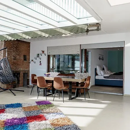 Team Haus -6zimmer 12betten Parkplaetze Grillen Terrasse Balkone Schnell Nach Augsburg Und Muenchen Mering