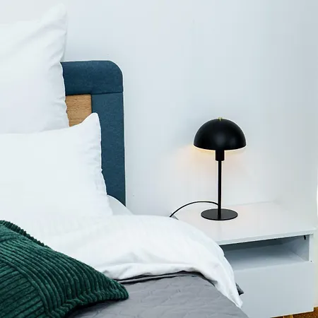Team Haus -6zimmer 12betten Parkplaetze Grillen Terrasse Balkone Schnell Nach Augsburg Und Muenchen Mering