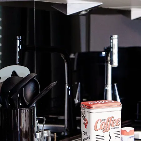 Team Haus -6zimmer 12betten Parkplaetze Grillen Terrasse Balkone Schnell Nach Augsburg Und Muenchen Apartment Mering