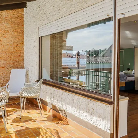 Team Haus -6zimmer 12betten Parkplaetze Grillen Terrasse Balkone Schnell Nach Augsburg Und Muenchen Mering